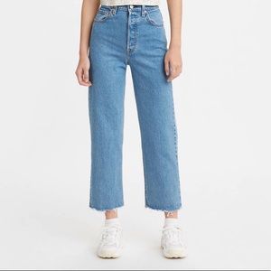 Levi’s Ribcage Straight Jeans